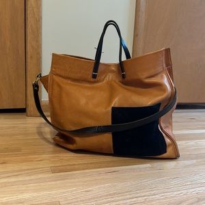 Clare V Simple Tote Cognac Leather with a suede pocket